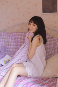 恶狼嘴里的小白兔